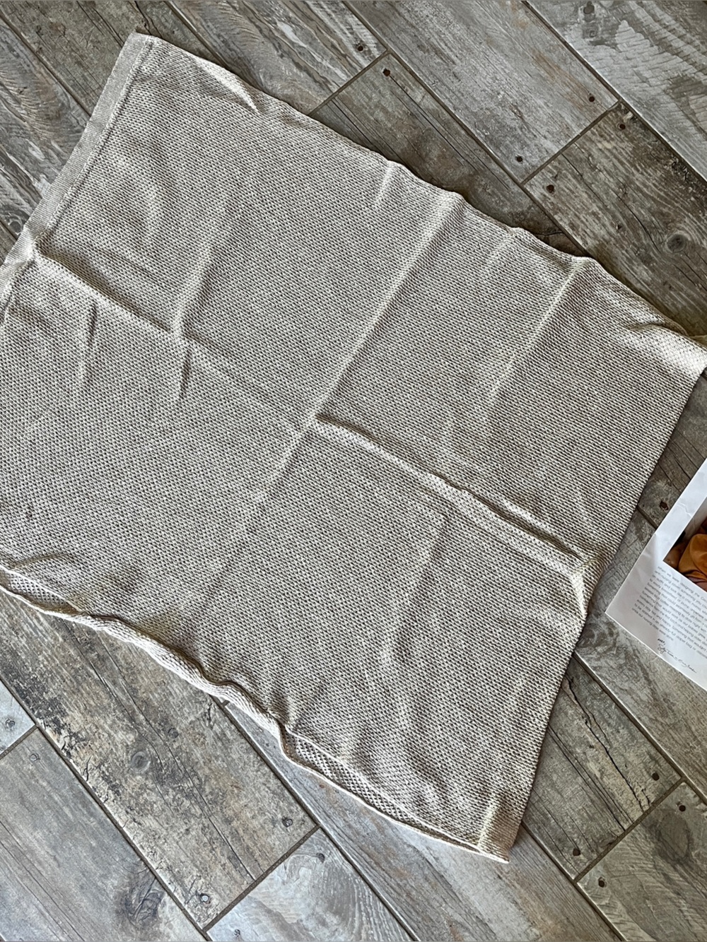 We Are Amma Cocoon Nursing Cover - Picture 2 of 7